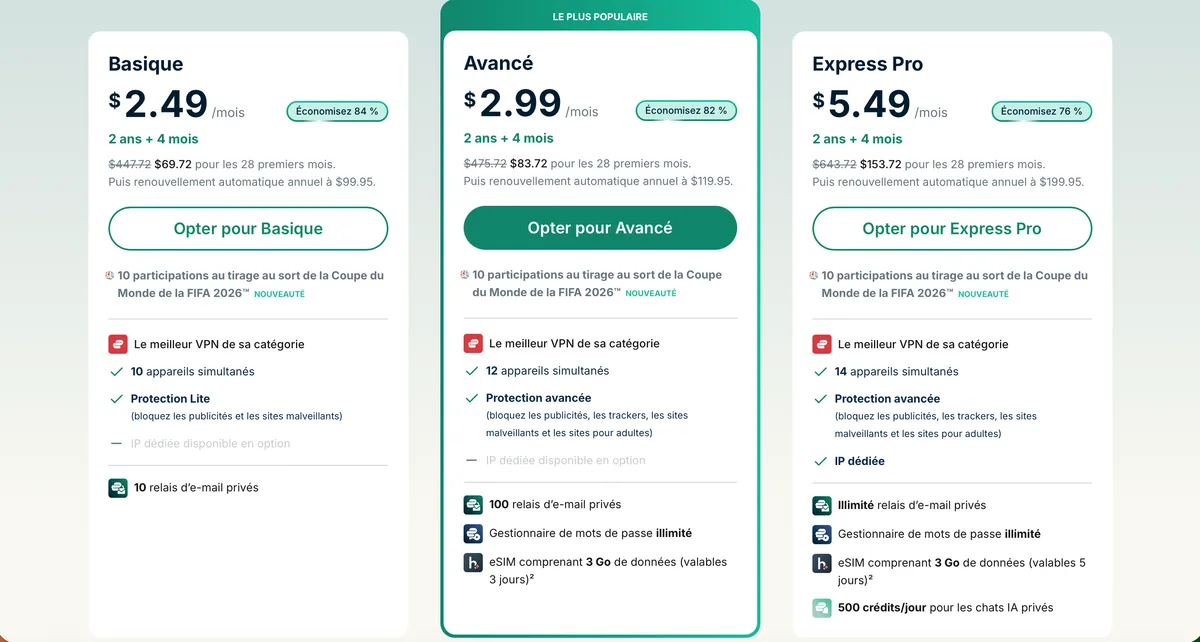 Capture d'écran des tarifs ExpressVPN en français avec trois formules : Basique à 2,49 $/mois, Avancé à 2,99 $/mois et Express Pro à 5,49 $/mois.