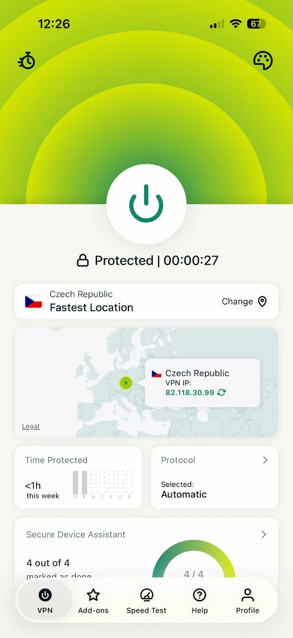 Aplikace ExpressVPN pro iPhone připojená k serveru v Praze přes nejrychlejší polohu