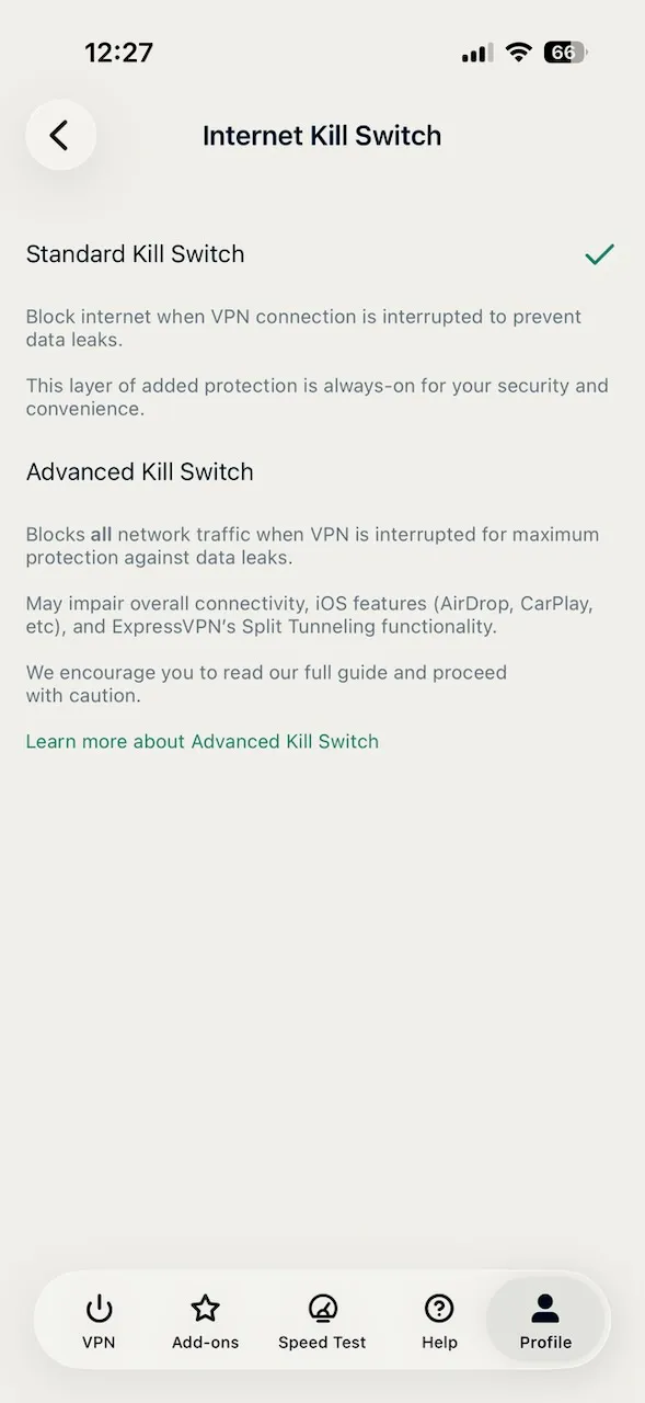 Funkce Network Lock v aplikaci ExpressVPN pro iPhone, která přeruší provoz při výpadku VPN (kill switch)