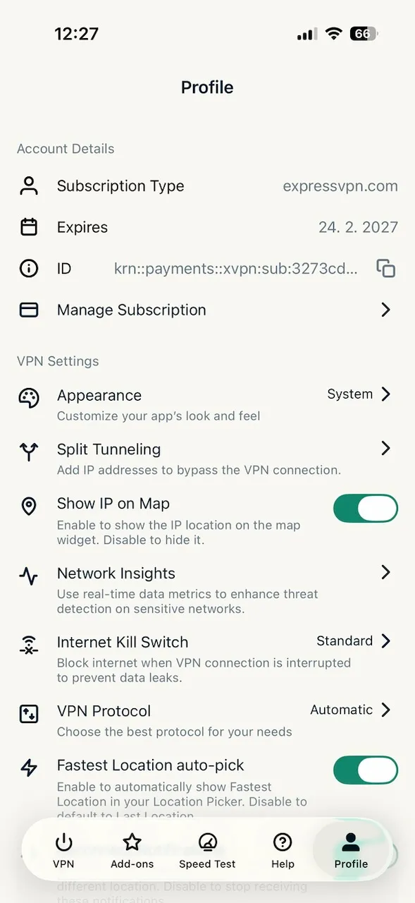 Obrazovka profilu v aplikaci ExpressVPN pro iPhone s údaji o účtu a platností předplatného