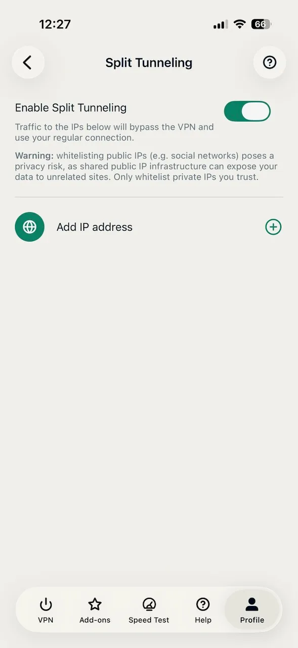 Rozdělené tunelování v aplikaci ExpressVPN pro iPhone směrující vybrané IP adresy mimo VPN