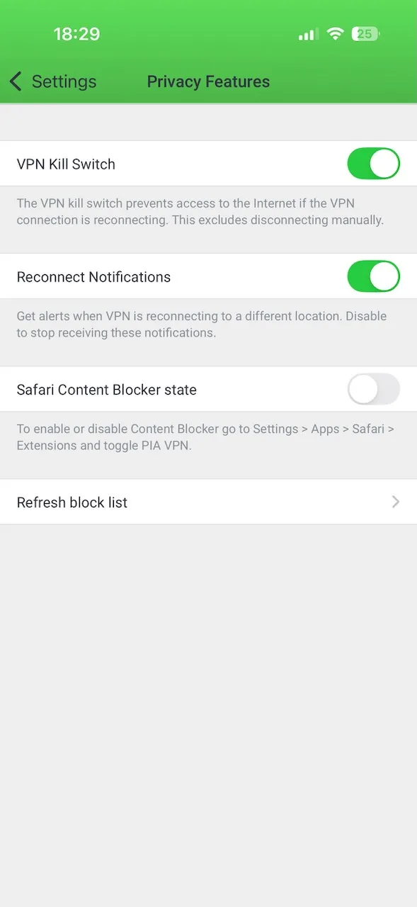 Application Private Internet Access pour iPhone avec les fonctions de confidentialité, le Kill Switch et le bloqueur de contenu Safari